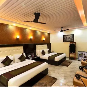 Airport Near Delhi Airport 3*, New Delhi India